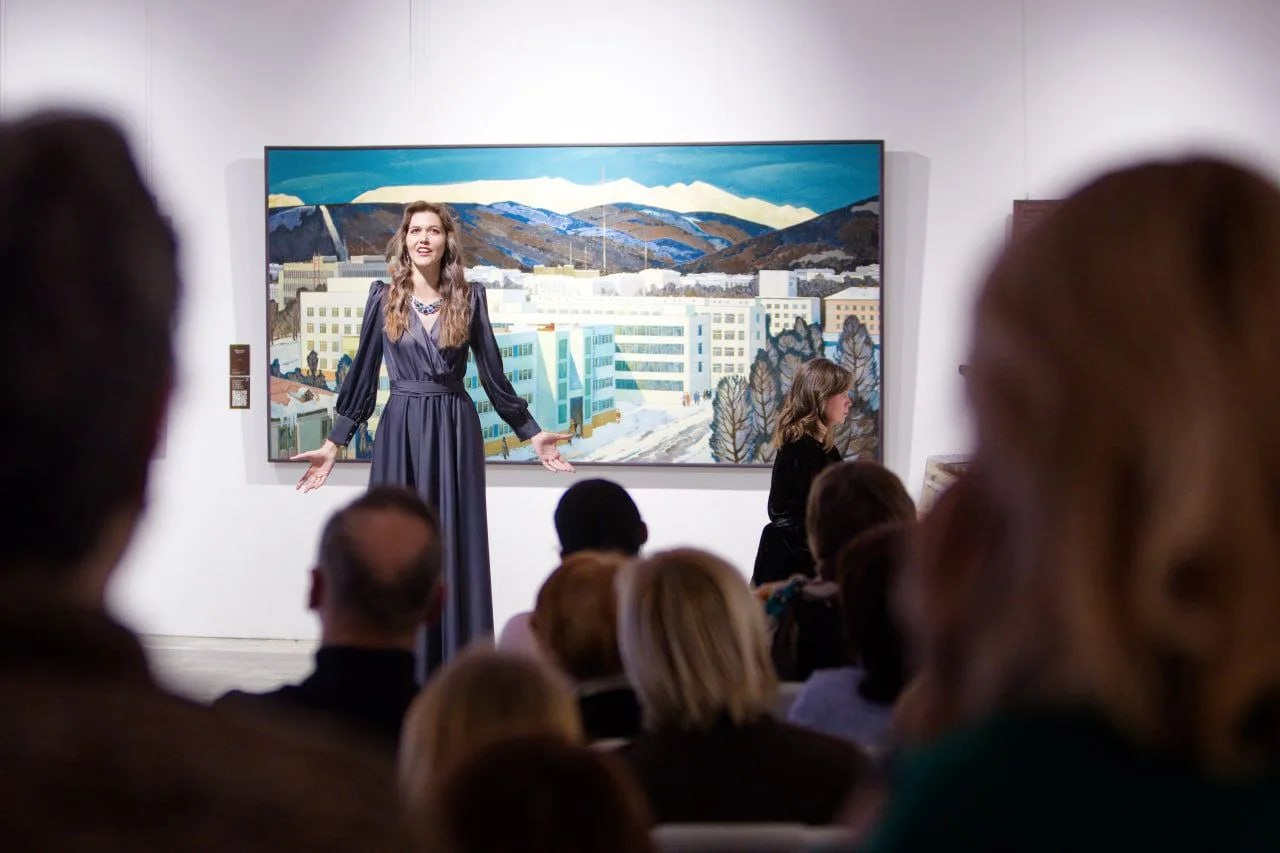 Поэтическая дуэль и модный показ: сахалинцев приглашают на творческий вечер в музее Поэтическая дуэль и модный показ: сахалинцев приглашают на творческий вечер в музее