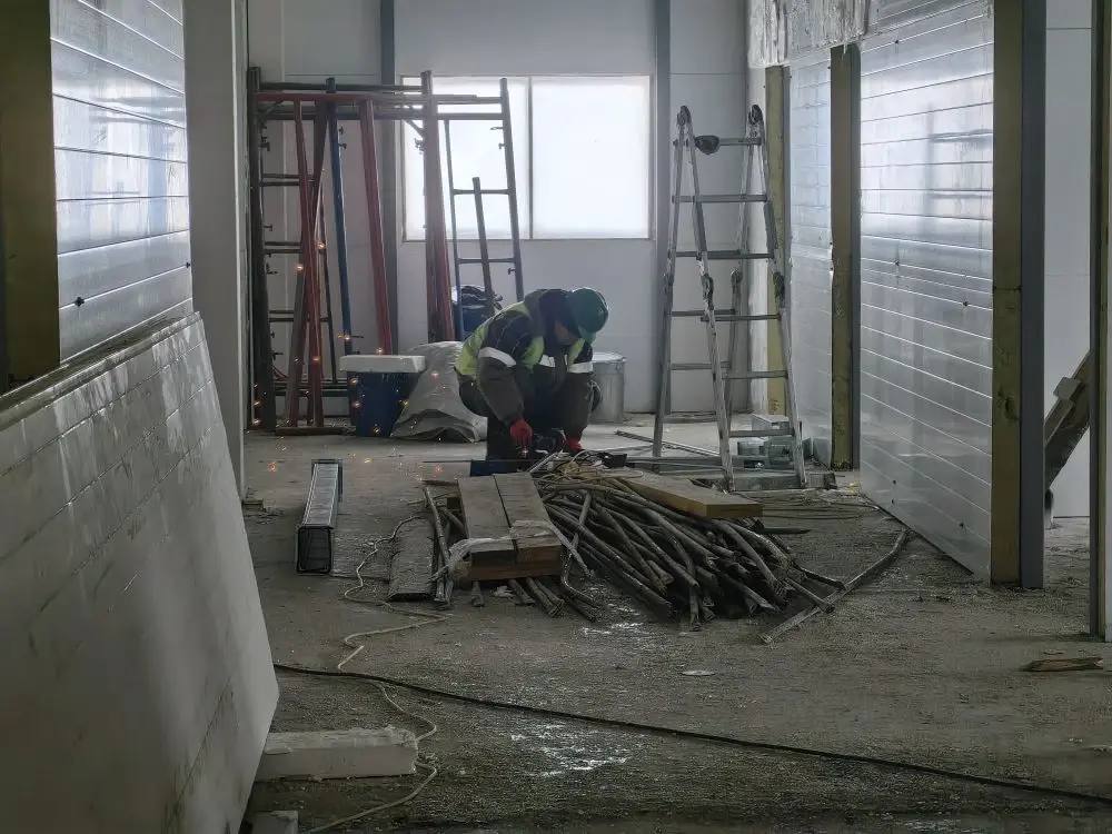 "Умный" спортивный зал достраивают в Дальнем "Умный" спортивный зал достраивают в Дальнем