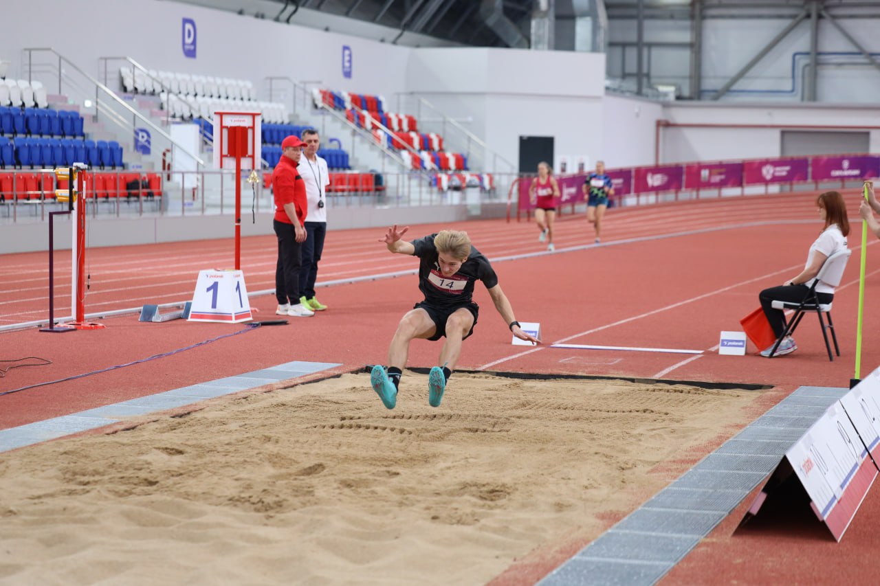 Сахалинские атлеты завоевали 29 медалей на Кубке губернатора в Южно-Сахалинске Сахалинские атлеты завоевали 29 медалей на Кубке губернатора в Южно-Сахалинске