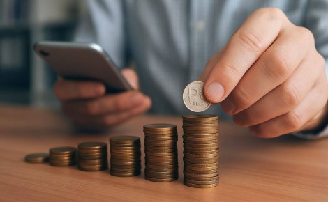 В России предложили списывать кредиты после рождения четвертого ребенка