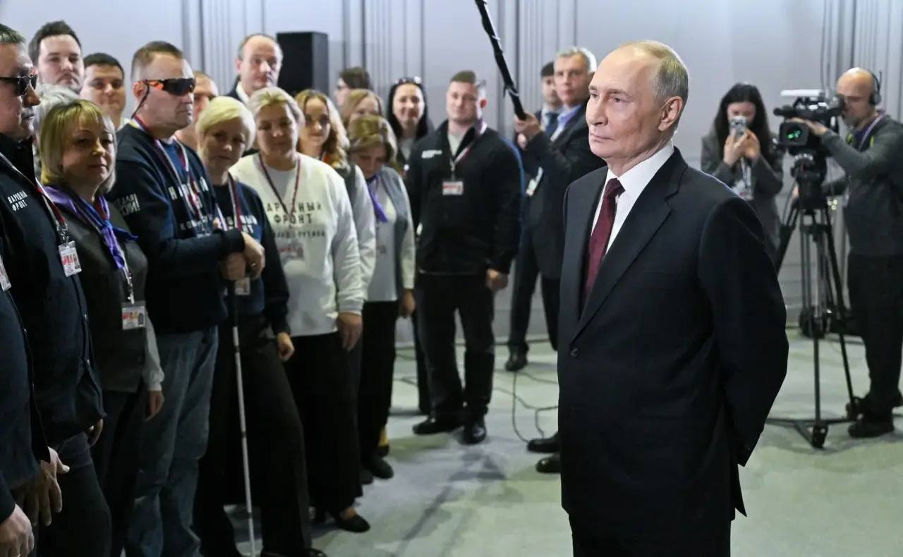 После прямой линии Президент встретился с Народным фронтом После прямой линии Президент встретился с Народным фронтом