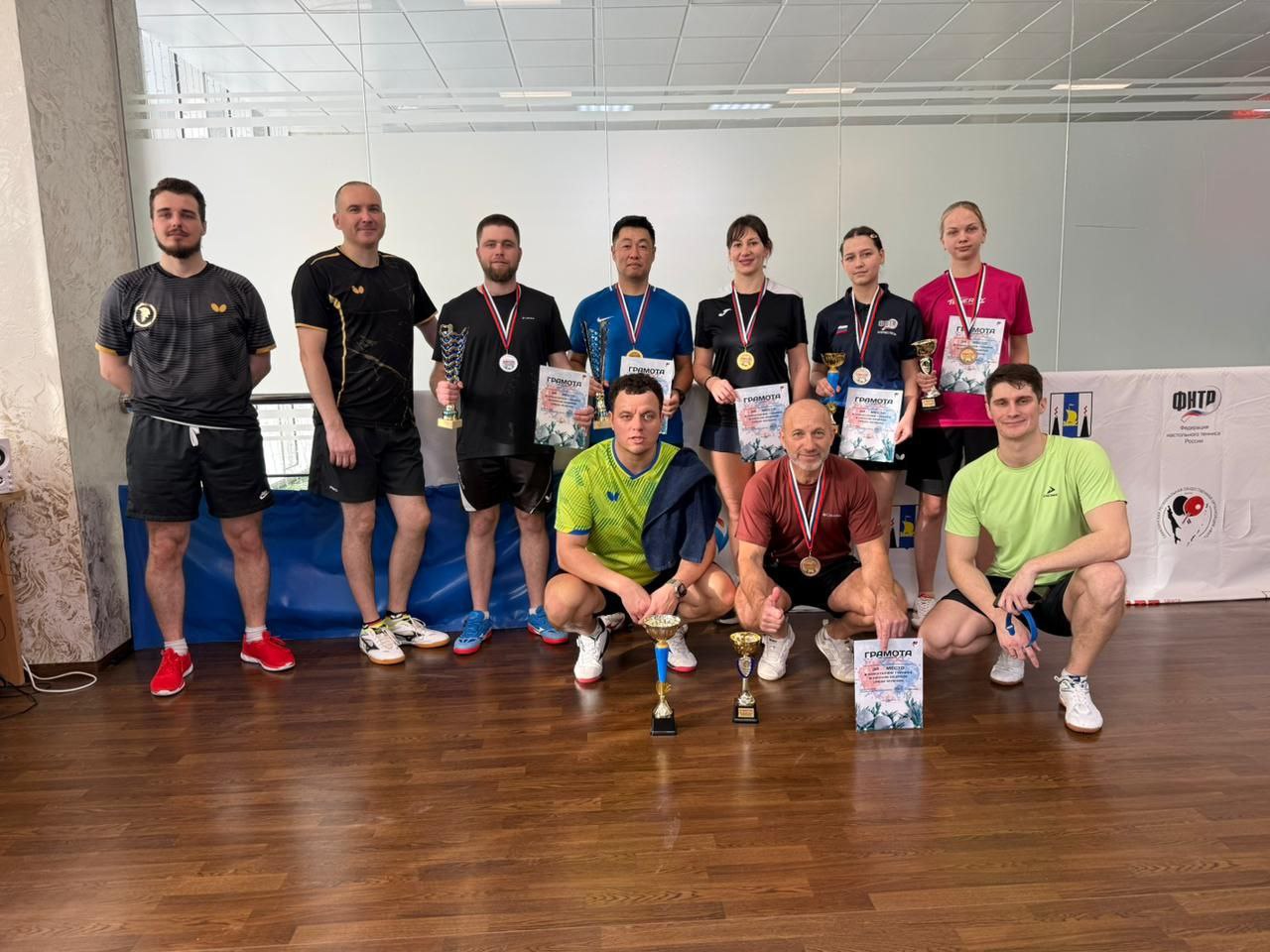 В Южно-Сахалинске прошел новогодний турнир по настольному теннису В Южно-Сахалинске прошел новогодний турнир по настольному теннису