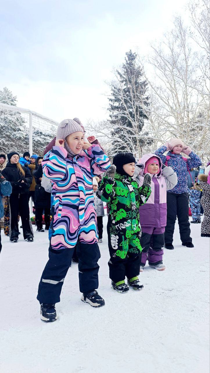 В эти новогодние дни наш городской парк им. Гагарина проводит театрализованные утренники «Новогодние приключения» В эти новогодние дни наш городской парк им. Гагарина проводит театрализованные утренники «Новогодние приключения»