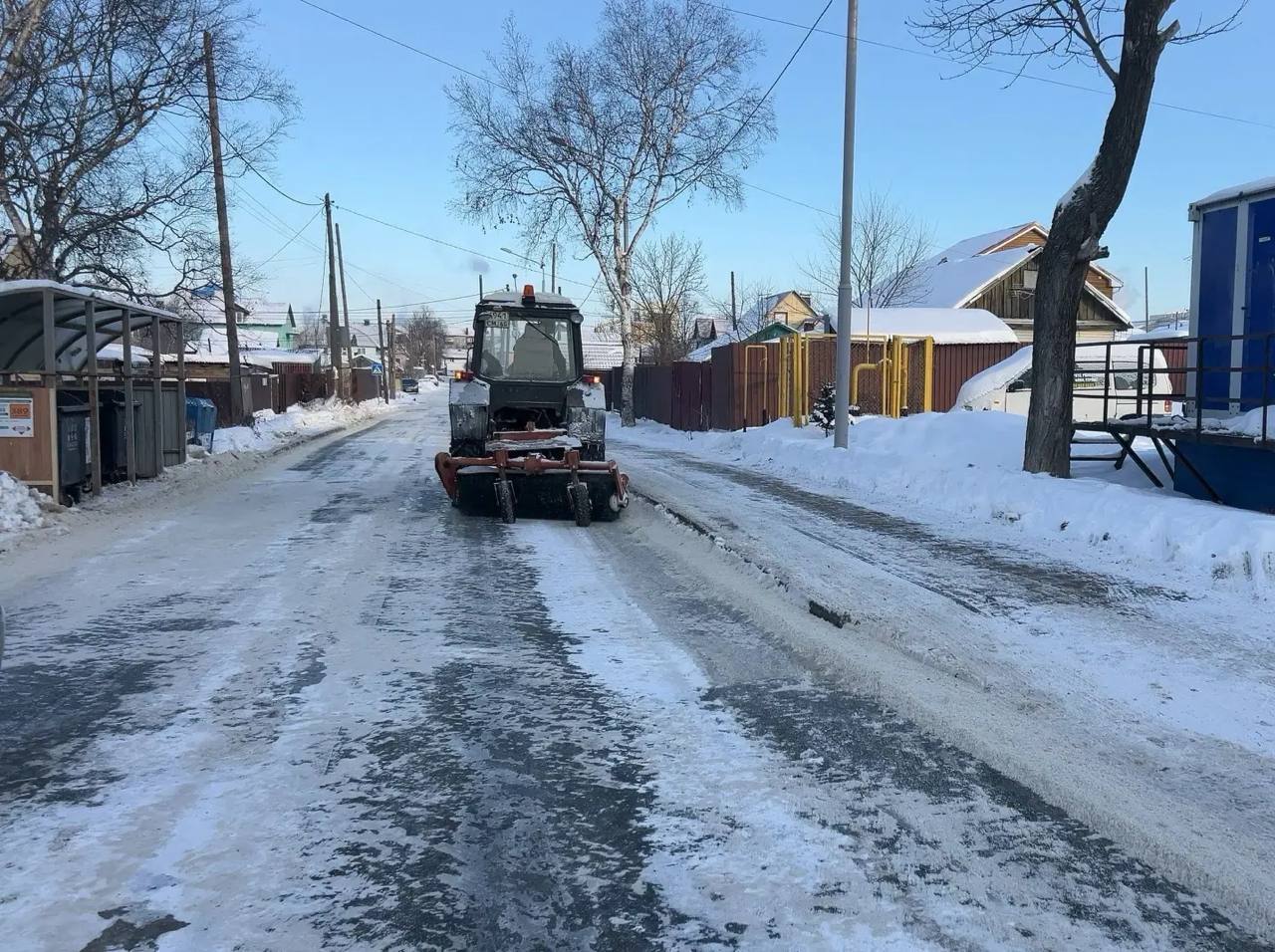 Сергей Надсадин: Более 260 тысяч кубометров снега вывезли дорожники на городские полигоны с начала сезона Сергей Надсадин: Более 260 тысяч кубометров снега вывезли дорожники на городские полигоны с начала сезона
