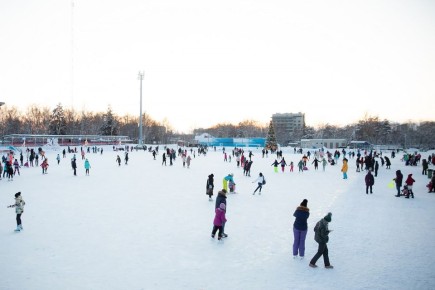 14 ледовых площадок для катания открыты в Южно-Сахалинске