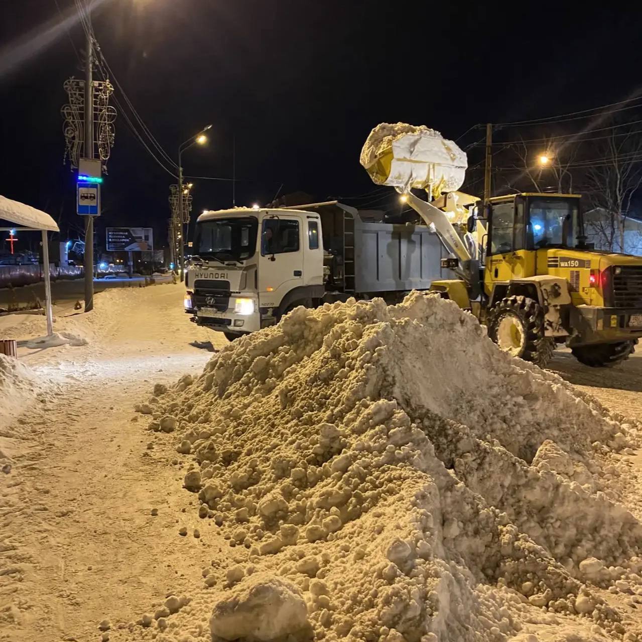 Сергей Надсадин: За сутки на полигоны города вывезено почти 35 тыс Сергей Надсадин: За сутки на полигоны города вывезено почти 35 тыс