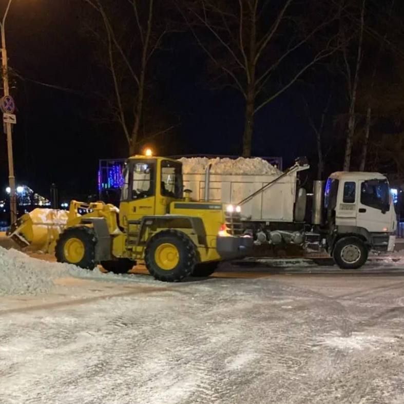 Сергей Надсадин: За сутки на полигоны города вывезено почти 35 тыс