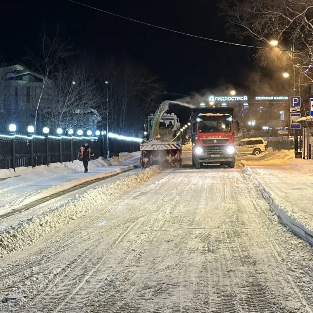 Сергей Надсадин: За сутки на полигоны города вывезено почти 35 тыс Сергей Надсадин: За сутки на полигоны города вывезено почти 35 тыс