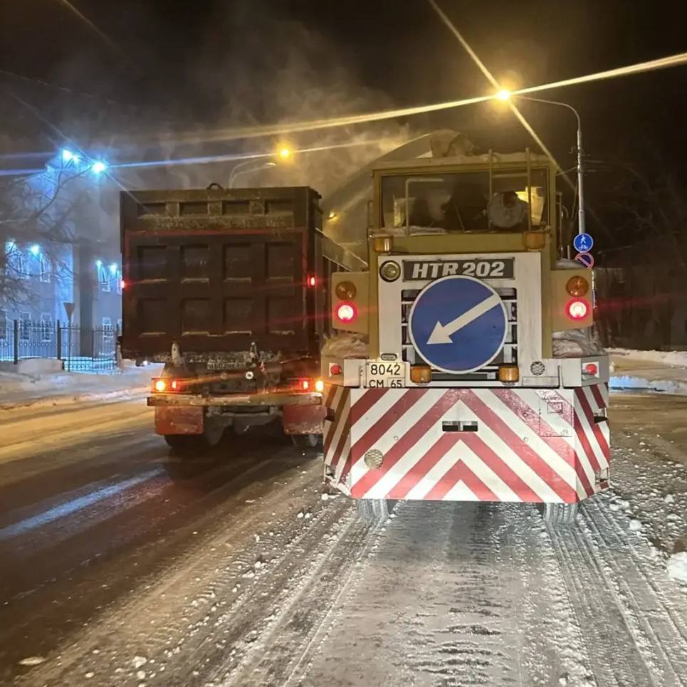 Сергей Надсадин: За сутки на полигоны города вывезено почти 35 тыс Сергей Надсадин: За сутки на полигоны города вывезено почти 35 тыс