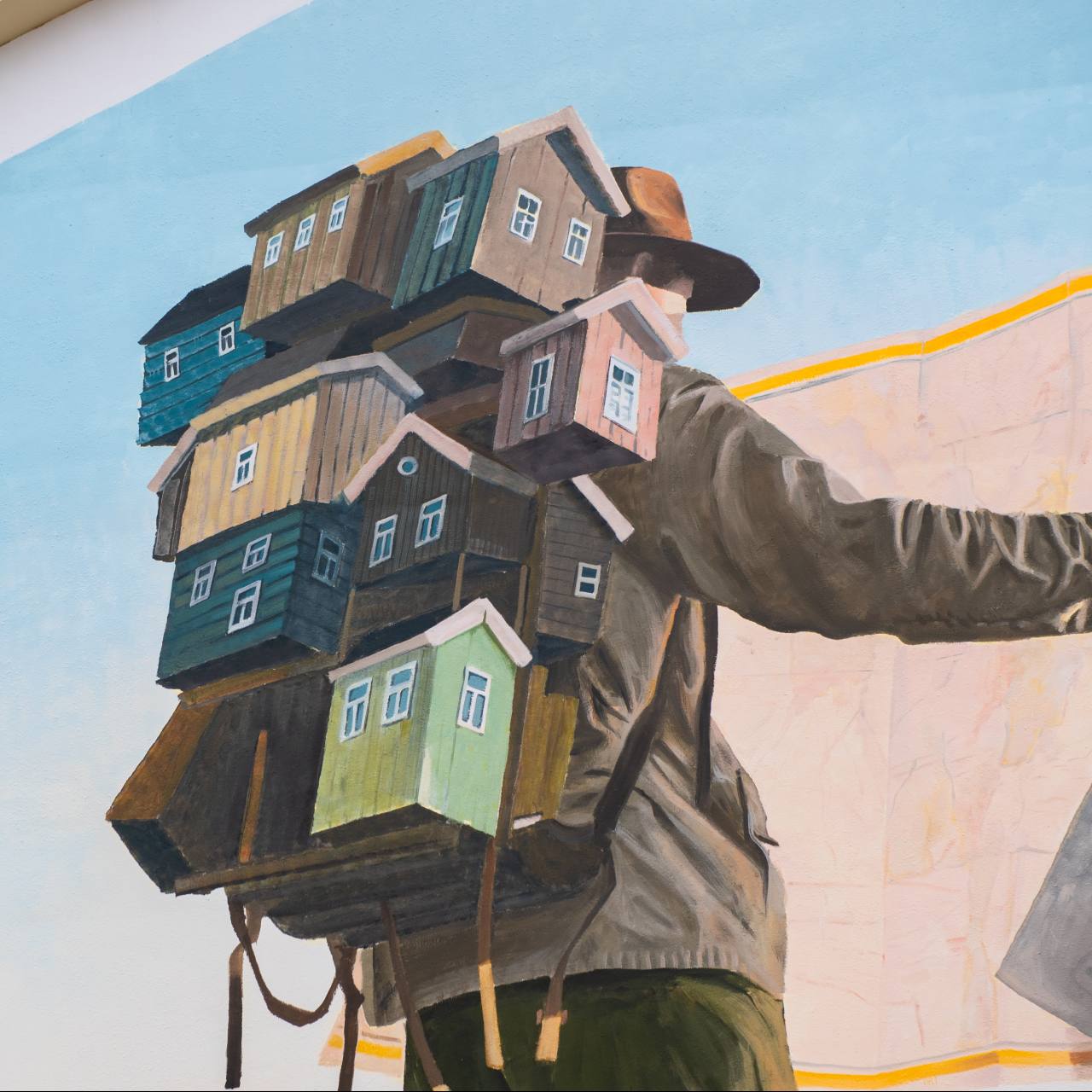 В рамках II сезона паблик-арт-программы «Взгляды» в Южно-Сахалинске появились 25 новых муралов от 12 художников со всей России, а также из Кыргызстана и Швейцарии В рамках II сезона паблик-арт-программы «Взгляды» в Южно-Сахалинске появились 25 новых муралов от 12 художников со всей России, а также из Кыргызстана и Швейцарии