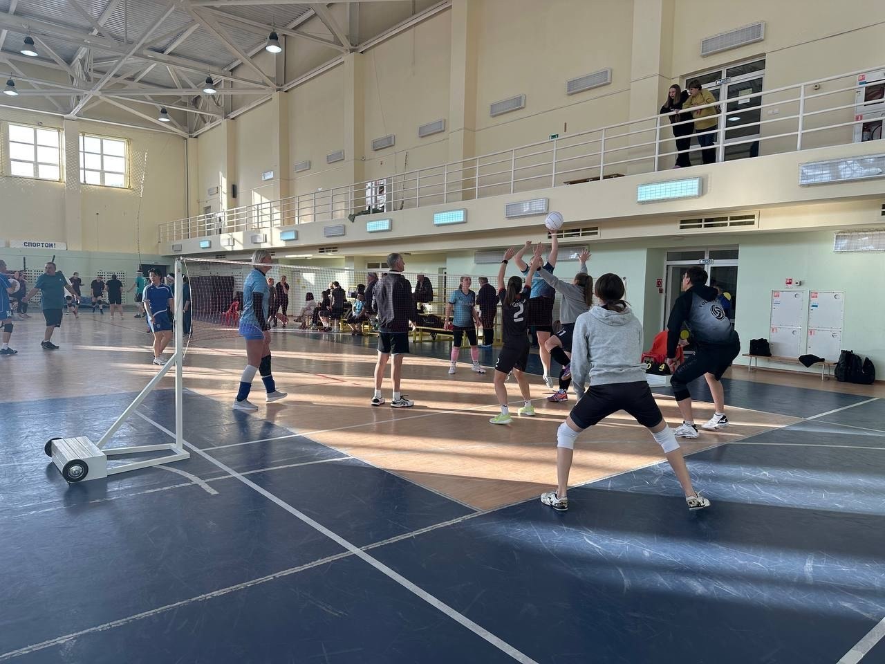 Украшением новогодних каникул в Невельске стал Рождественский турнир по миниволей Украшением новогодних каникул в Невельске стал Рождественский турнир по миниволей