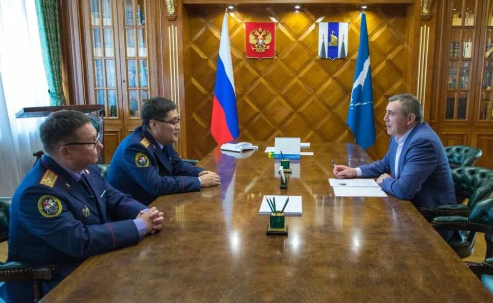 Валерий Лимаренко поздравил сотрудников и ветеранов Следкома РФ с Днём образования ведомства