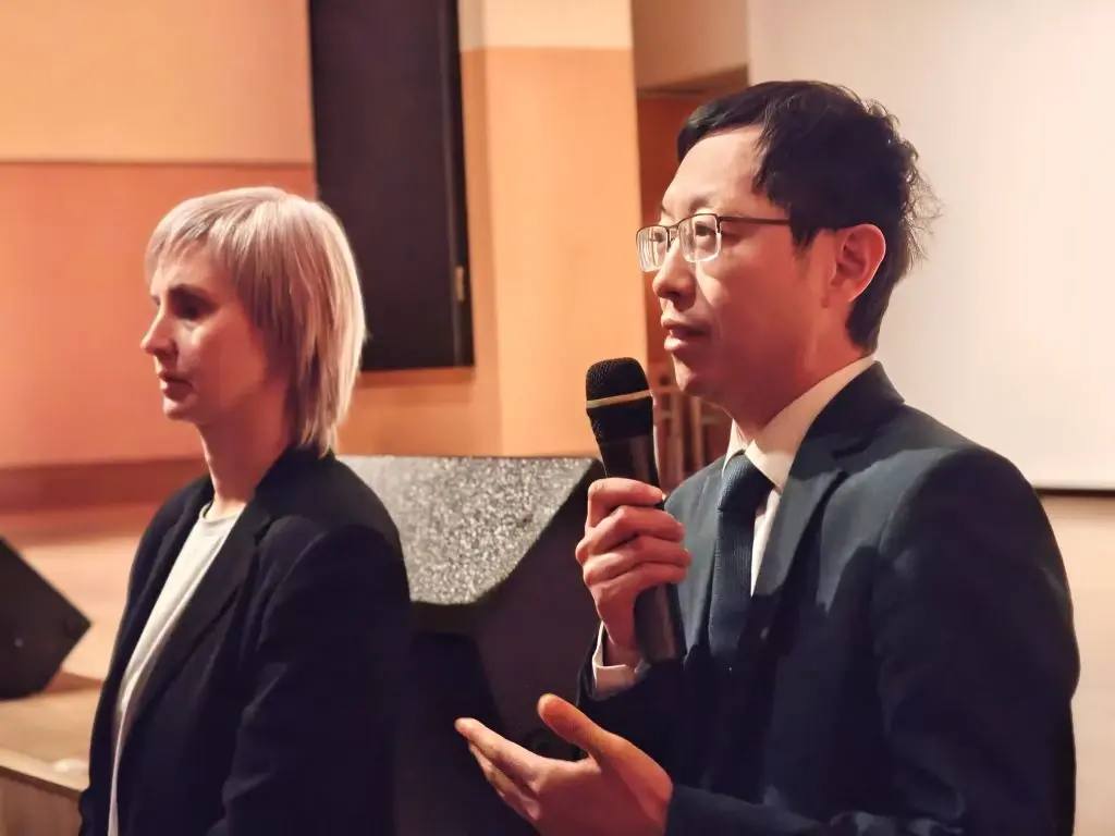 Сотрудник следственного управления СК России по Сахалинской области и представители Сахалинской областной общественной организации ветеранов следствия провели профилактическое занятие и предупредили сахалинских подростков:... Сотрудник следственного управления СК России по Сахалинской области и представители Сахалинской областной общественной организации ветеранов следствия провели профилактическое занятие и предупредили сахалинских подростков:...