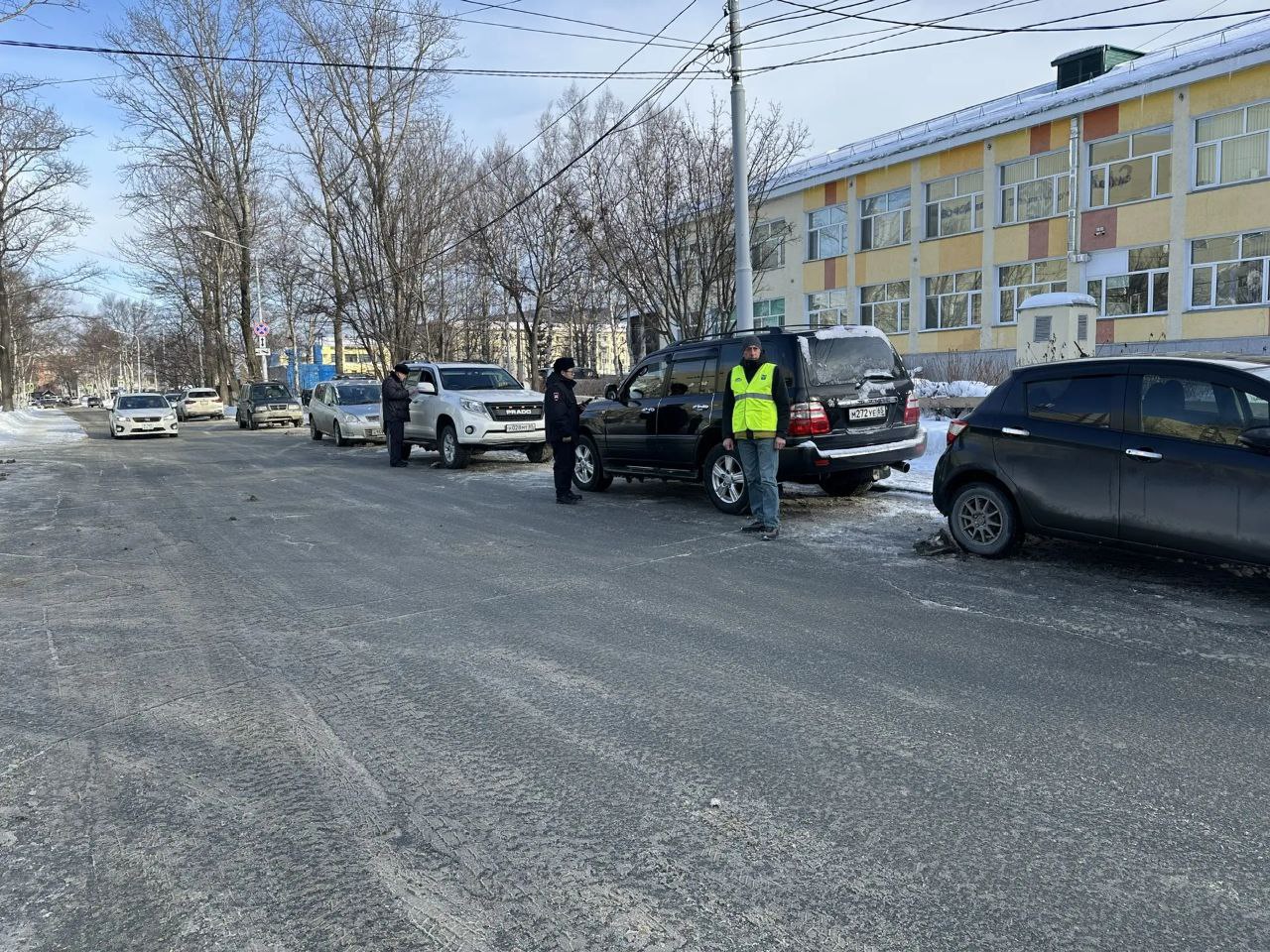 Сегодня Департаментом общественной безопасности и контроля был организован еще один профилактический рейд совместно с экипажем ДПС городского отдела Госавтоинспекции Сегодня Департаментом общественной безопасности и контроля был организован еще один профилактический рейд совместно с экипажем ДПС городского отдела Госавтоинспекции