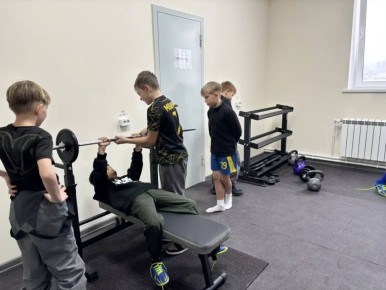 В спортивной школе села Быков появился новый тренажерный зал