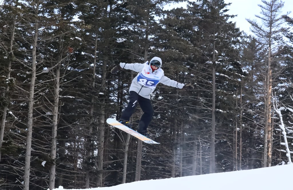 На Сахалине стартовало первенство области по акробатическому сноуборду На Сахалине стартовало первенство области по акробатическому сноуборду