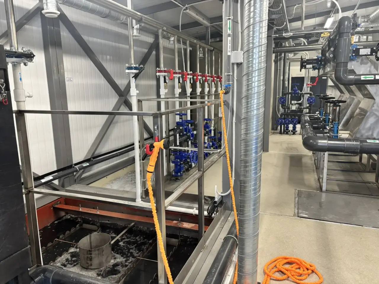 Сделать воду в Анивском заливе чище - задача, с которой должны справиться новые водоочистные сооружения в Таранае