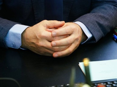 В Госдуме предложили запретить работникам госкомпаний иметь зарубежную недвижимость