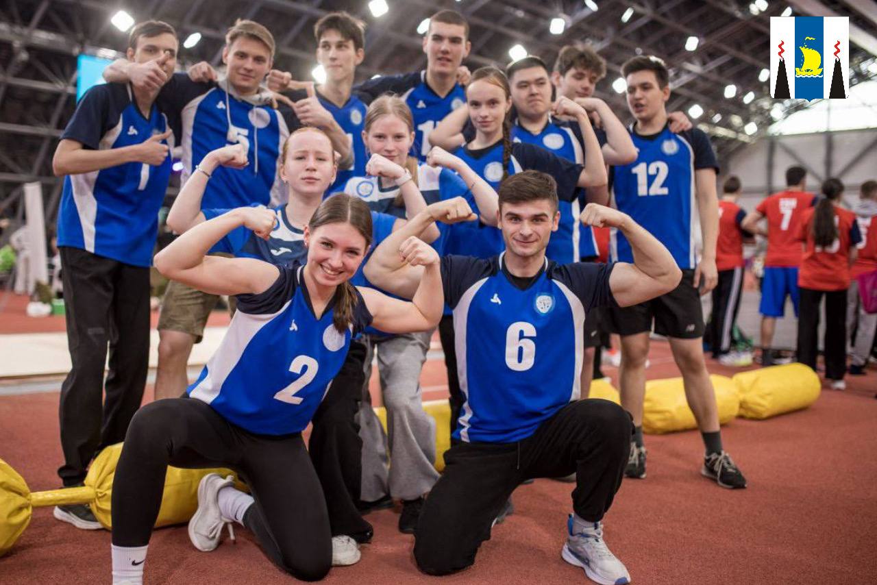 Яркий фестиваль в честь Дня студента объединил сотни участников в Южно-Сахалинске