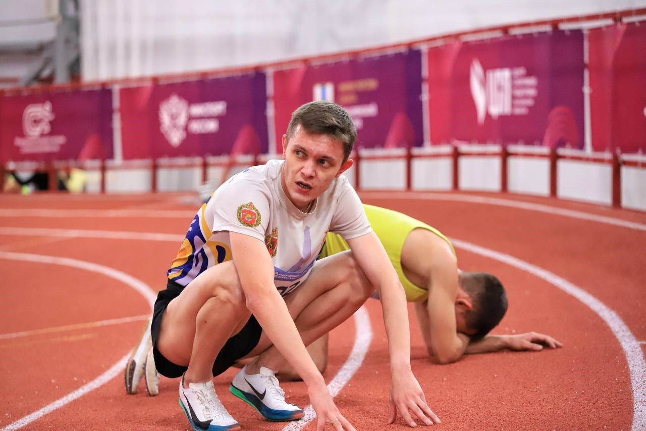 Во второй день чемпионата ДФО по легкой атлетике сахалинцы заслужили 33 награды Во второй день чемпионата ДФО по легкой атлетике сахалинцы заслужили 33 награды