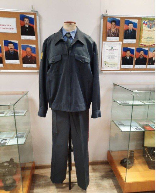 «На страже закона». В охинском краеведческом музее свои двери для посетителей открыла выставка к 100летию ОМВД России "Охинский" «На страже закона». В охинском краеведческом музее свои двери для посетителей открыла выставка к 100летию ОМВД России "Охинский"