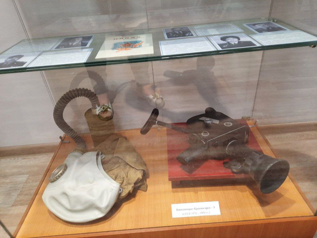 «На страже закона». В охинском краеведческом музее свои двери для посетителей открыла выставка к 100летию ОМВД России "Охинский" «На страже закона». В охинском краеведческом музее свои двери для посетителей открыла выставка к 100летию ОМВД России "Охинский"