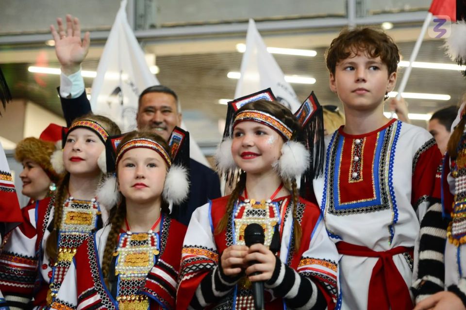 Марафон «Россия — семья семей» Общества «Знание» откроет Год единства народов России