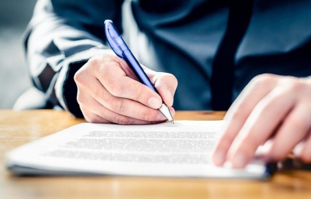 В России хотят ввести ограничения на сделки с наличными свыше 5 миллионов рублей