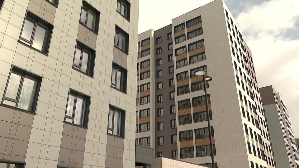 Президент Владимир Путин поручил сохранить ставку 2% по дальневосточной ипотеке до 2030 года