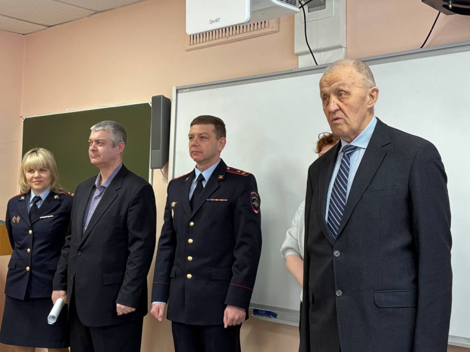 ����������-������ ������� ����� ����������� � �������� ����������� �� ������ � �������