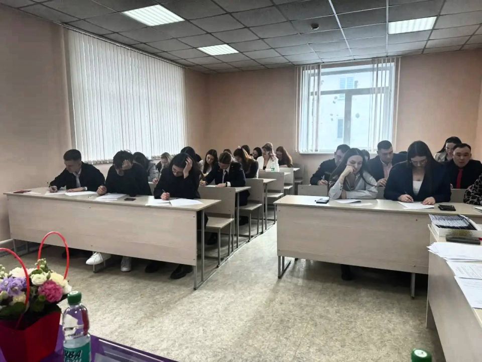 ����������-������ ������� ����� ����������� � �������� ����������� �� ������ � �������