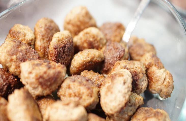 Как приготовить сочные куриные котлеты: рецепт настоящих хозяек