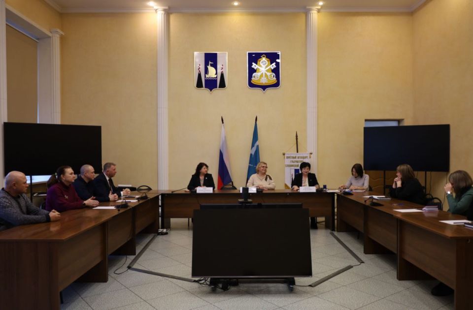 Корсаковская территориальная избирательная комиссия приступила к работе в новом составе