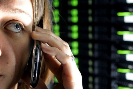 Как определить, что ваш телефон подслушивает: важные сигналы 2026 года