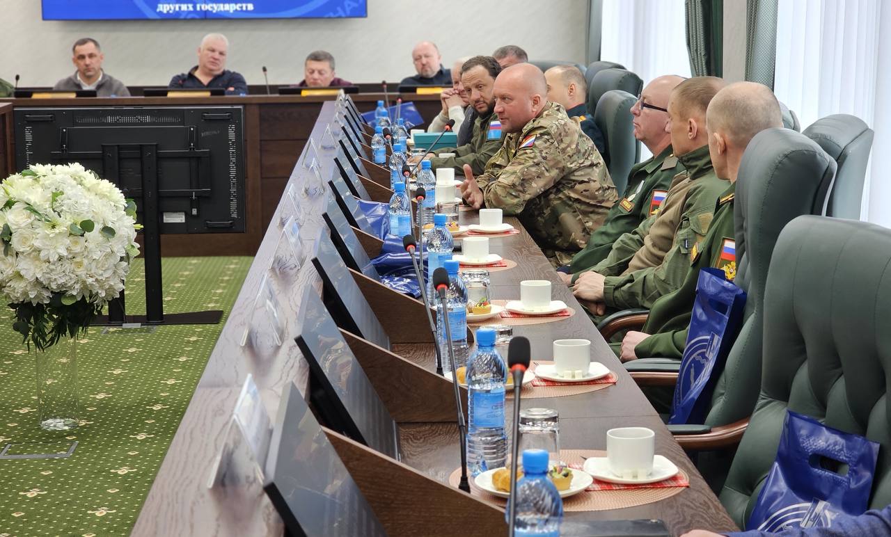 15 февраля – День воинской доблести сахалинцев и курильчан, исполнявших воинский долг в ходе боевых действий, вооруженных конфликтов, контртеррористических операций на территориях СССР, Российской Федерации и других... 15 февраля – День воинской доблести сахалинцев и курильчан, исполнявших воинский долг в ходе боевых действий, вооруженных конфликтов, контртеррористических операций на территориях СССР, Российской Федерации и других...