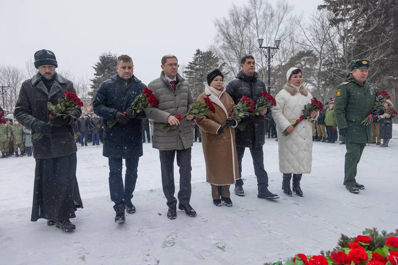 15 февраля – День воинской доблести сахалинцев и курильчан, исполнявших воинский долг в ходе боевых действий, вооруженных конфликтов, контртеррористических операций на территориях СССР, Российской Федерации и других... 15 февраля – День воинской доблести сахалинцев и курильчан, исполнявших воинский долг в ходе боевых действий, вооруженных конфликтов, контртеррористических операций на территориях СССР, Российской Федерации и других...