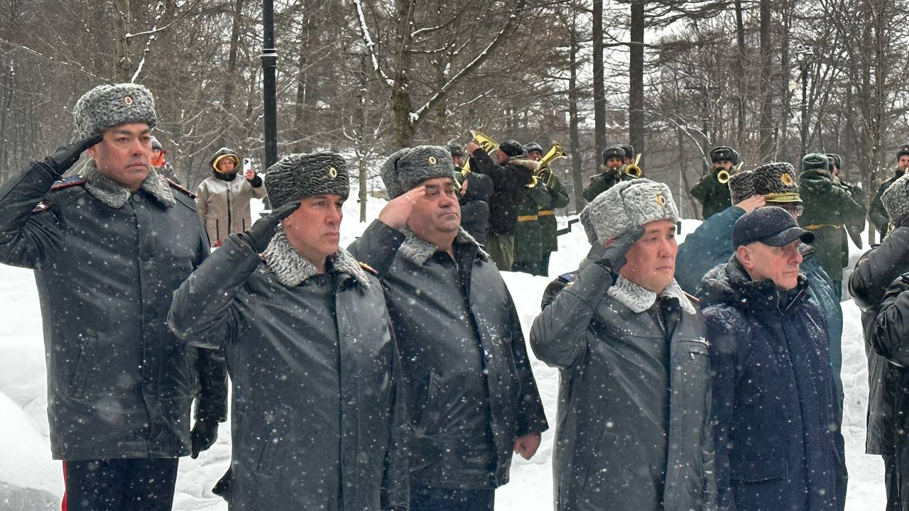 САХАЛИНСКАЯ ПОЛИЦИЯ ПРИНЯЛА УЧАСТИЕ В МЕРОПРИЯТИЯХ, ПОСВЯЩЕННЫХ ДНЮ ПАМЯТИ ВОИНОВ-ИНТЕРНАЦИОНАЛИСТОВ САХАЛИНСКАЯ ПОЛИЦИЯ ПРИНЯЛА УЧАСТИЕ В МЕРОПРИЯТИЯХ, ПОСВЯЩЕННЫХ ДНЮ ПАМЯТИ ВОИНОВ-ИНТЕРНАЦИОНАЛИСТОВ