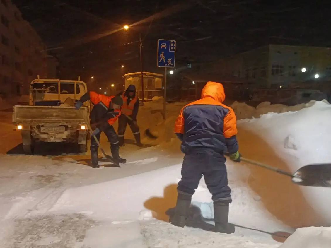 Сергей Надсадин: Последние два дня были в Южно-Сахалинске снежными Сергей Надсадин: Последние два дня были в Южно-Сахалинске снежными
