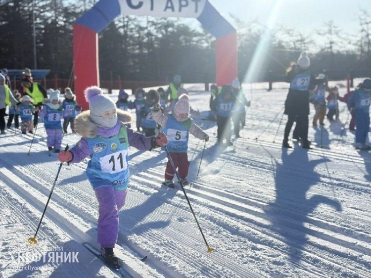 Зажгли несмотря на мороз – «Лыжня России» в Охе собрала самых стойких и влюбленных в спорт