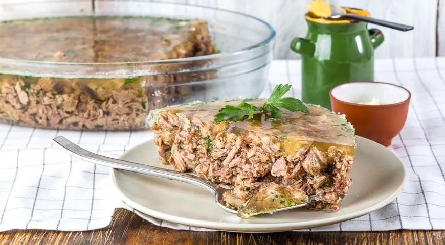 Идеальный говяжий студень: секреты и вкусные советы