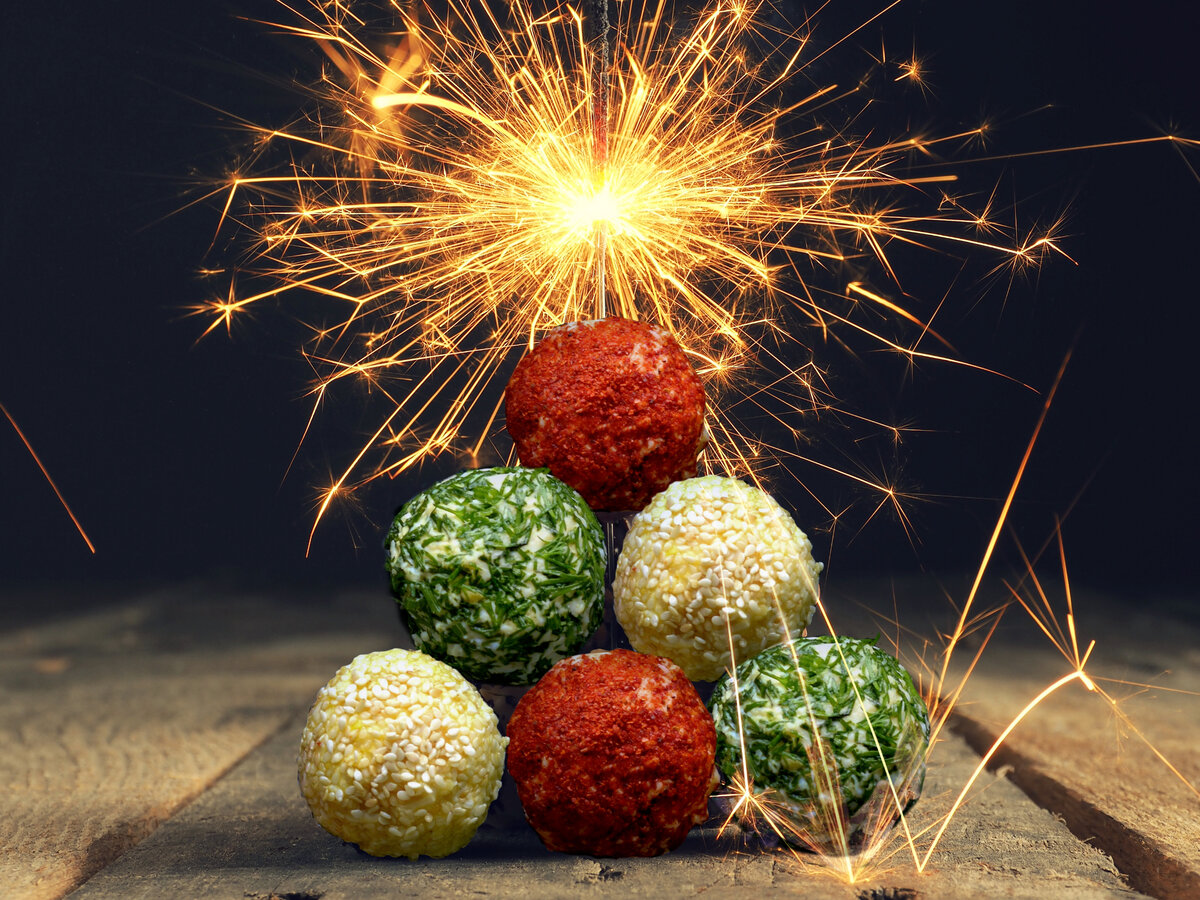 Изысканные закусочные шарики для новогоднего стола