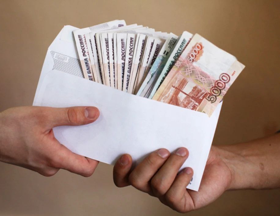 Анивские полицейские установили подозреваемую в краже денежных средств