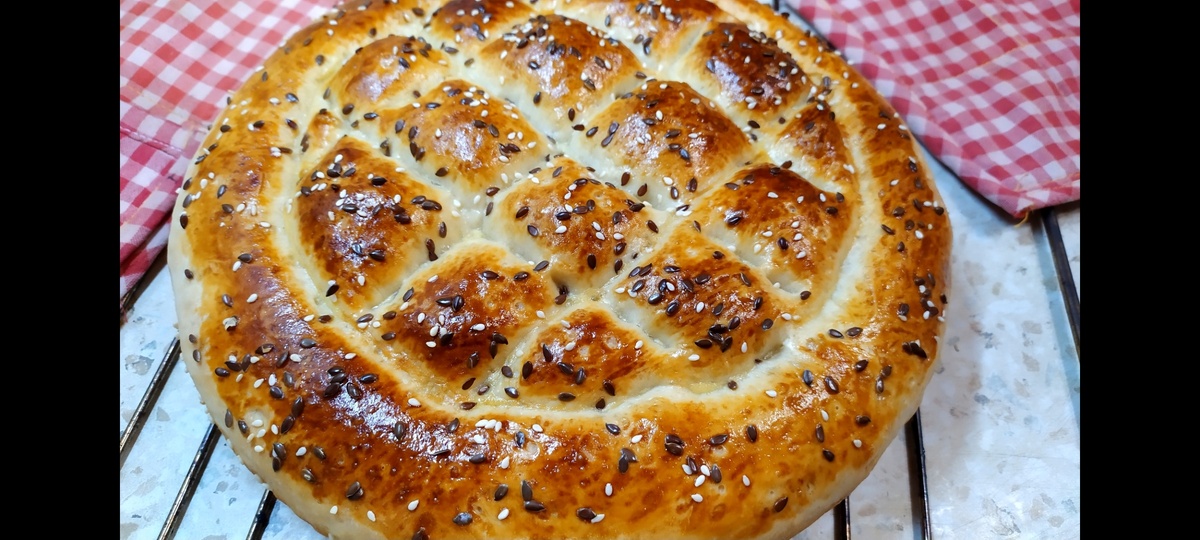 Как легко испечь румяный домашний хлеб: пошаговый рецепт