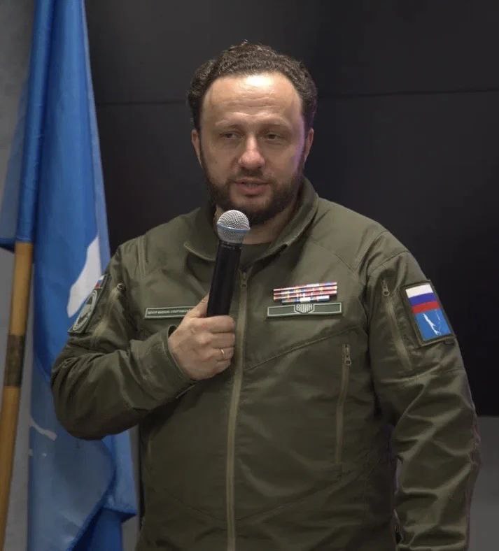 В преддверии Дня защитника Отечества в Южно-Сахалинске прошла торжественная церемония вручения паспортов юным сахалинцам В преддверии Дня защитника Отечества в Южно-Сахалинске прошла торжественная церемония вручения паспортов юным сахалинцам