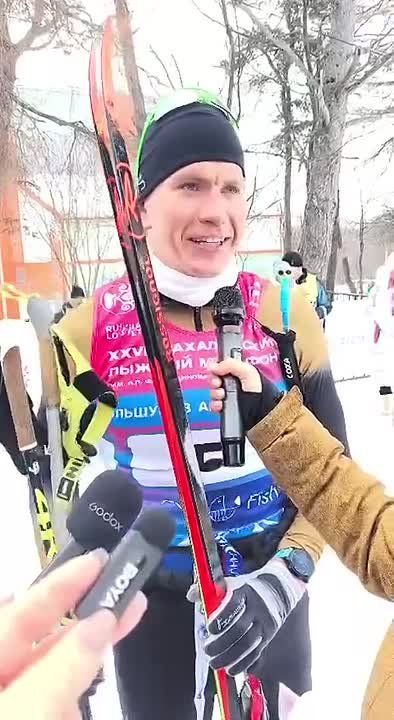 Победителем среди мужчин на дистанции в 30 километров XXVII Международного сахалинского лыжного марафона стал Александр Большунов