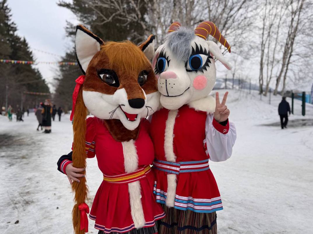 Южно-Сахалинск отмечает Масленицу! Южно-Сахалинск отмечает Масленицу!