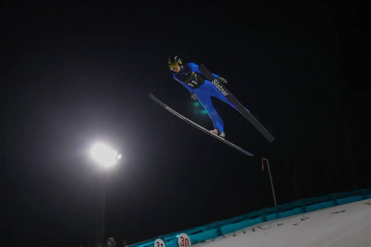 Островитяне завоевали 10 медалей на «Сахалинских ночных полетах» Островитяне завоевали 10 медалей на «Сахалинских ночных полетах»