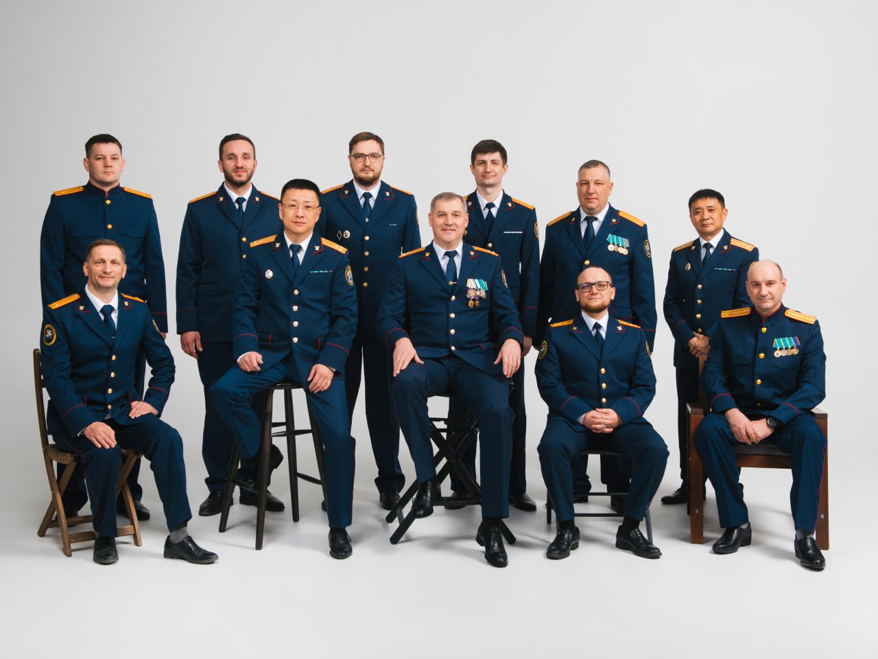 Женский коллектив следственного управления Следственного комитета России по Сахалинской области поздравляет мужчин с Днём защитника Отечества!