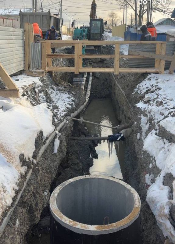 В Южно-Сахалинске обновляют водоотведение на улице Западной
