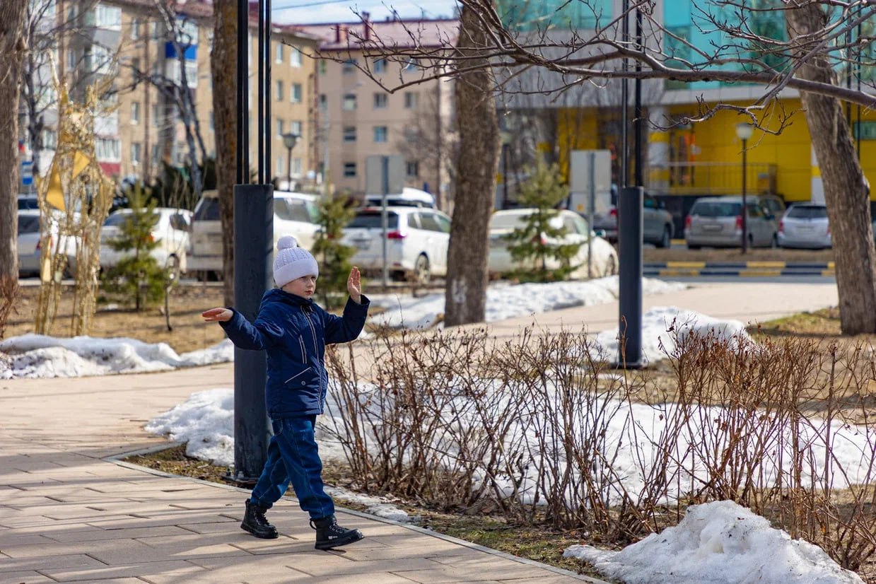 До весны – 3 дня. Совсем скоро горожане снимут тёплые куртки, дети с радостью достанут самокаты и велосипеды, а солнце будет светить еще ярче До весны – 3 дня. Совсем скоро горожане снимут тёплые куртки, дети с радостью достанут самокаты и велосипеды, а солнце будет светить еще ярче